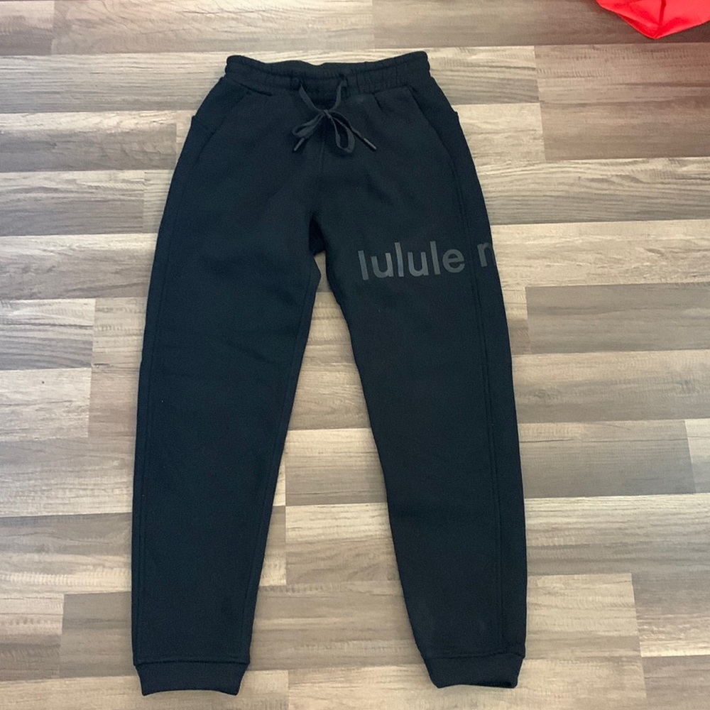 Lululemon sweatpants